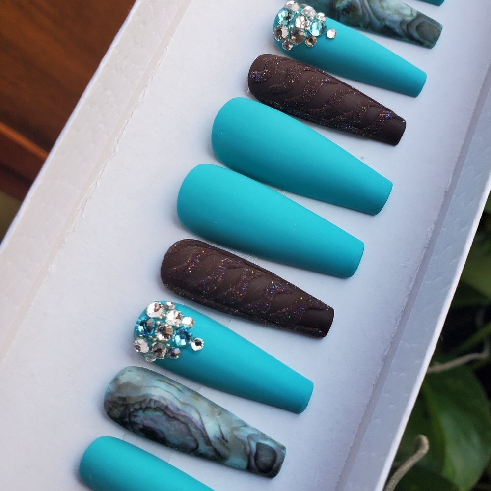 Press on Nails - Picture 5 of 8